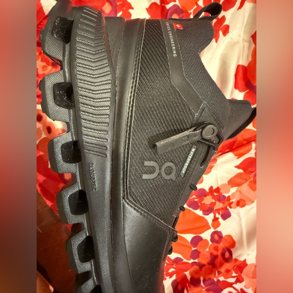 On Cloud Hi Waterproof Running Shoes - Women's
